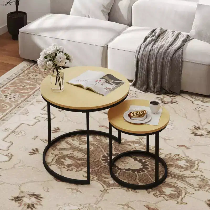 Set di 2 tavolini da caffè rotondi impilabili – Marrone / Grigio / Bianco / Giallo