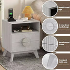 Comodino Grigio Rovere / Noce Scanalato con 2 Cassetti e Ripiano Aperto, 1–2 PEZZI