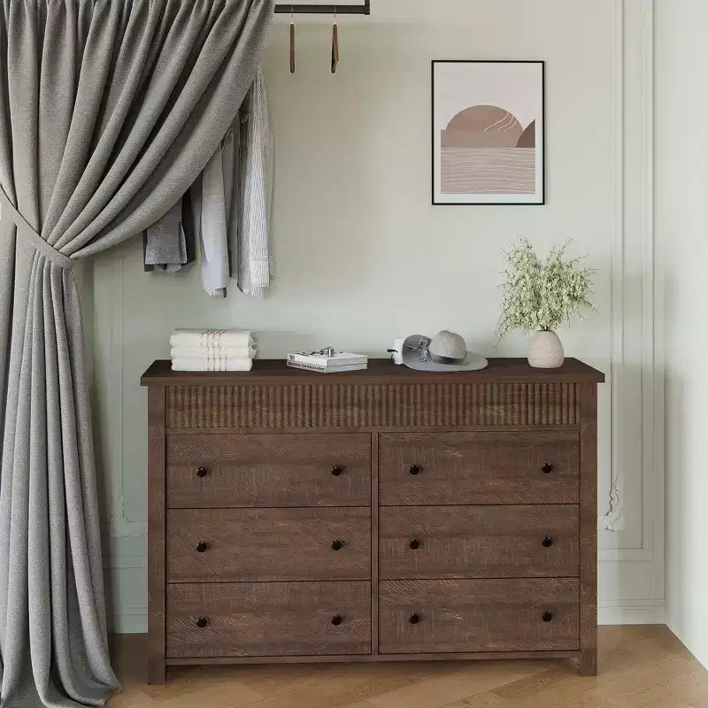 Comò in legno scanalato beige/marrone — Cassettiera a 6 o 7 cassetti per camera da letto, soggiorno e ingresso
