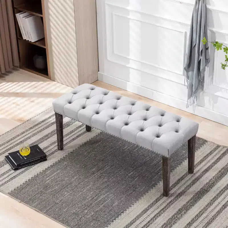 Panca in Velluto Trapuntato con Gambe in Legno – Beige / Grigio Chiaro, Posto Singolo